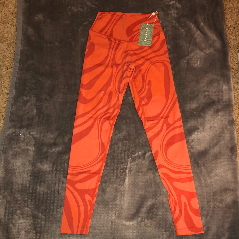 NEW ITEM ‼️ Balance Athletica Leggings (The storm pant)